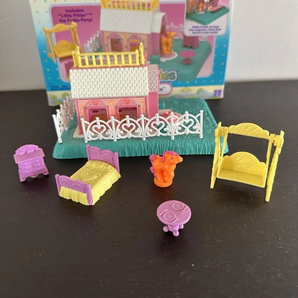 Vtg Petite Ponies My Little Pony Mini Whinny Winks Inn With Box